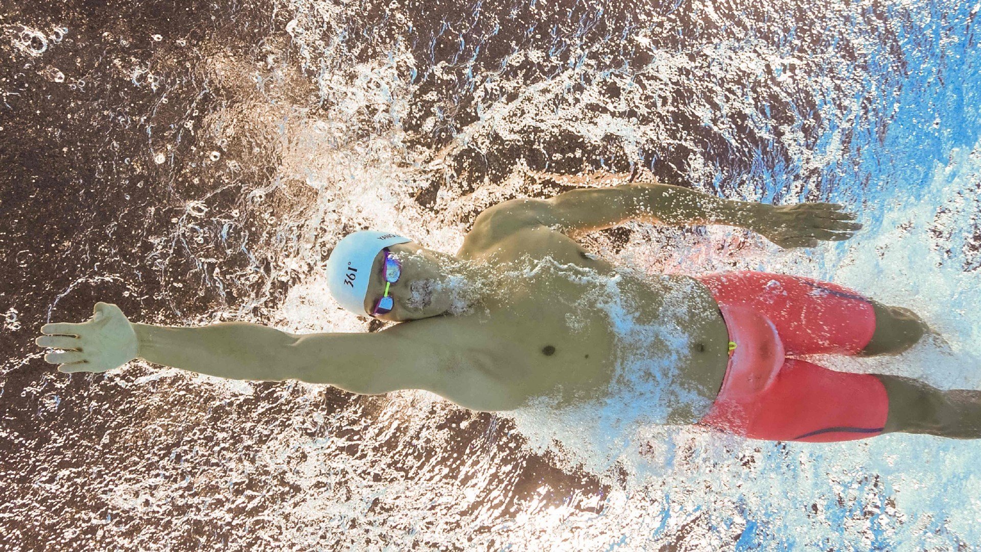 玻利维亚男篮在拉美锦标赛中奋勇拼搏，争取突破