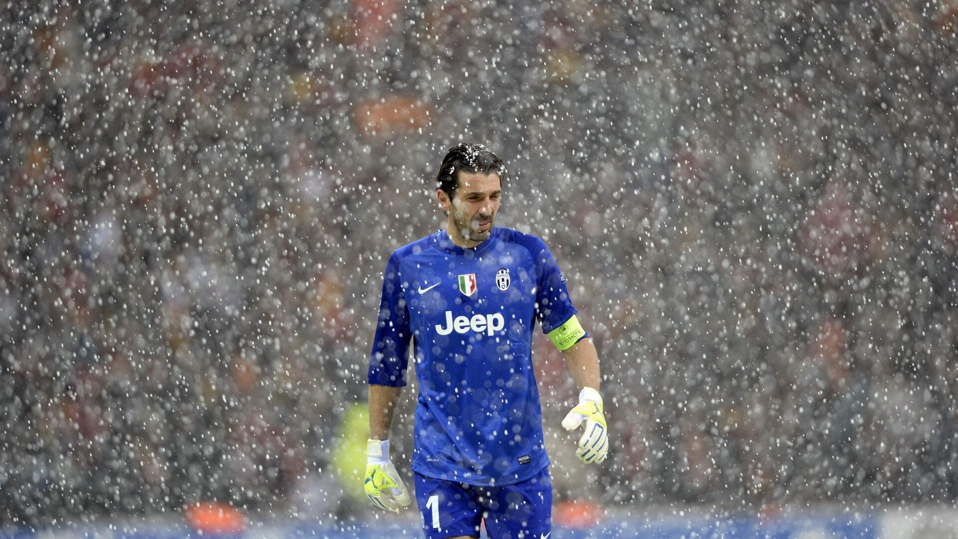 英超大战连连：每场都像决赛！，英超争4